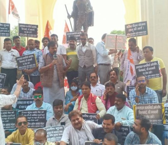 व्यापारी मनीष गुप्ता के हत्यारों को कतई बख्शा ना जाए-संदीप बंसल