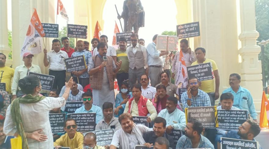 Photo of व्यापारी मनीष गुप्ता के हत्यारों को कतई बख्शा ना जाए-संदीप बंसल
