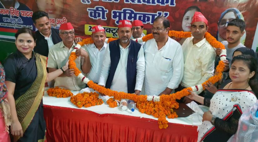 Photo of बूथवार शिक्षकों की भूमिका,संवाद से समाधान की ओर