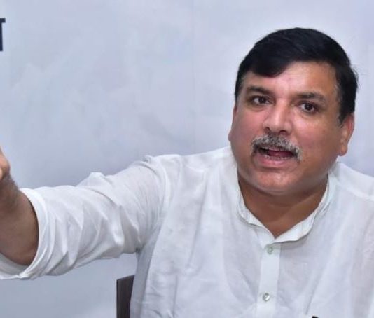 आंदोलनकारी किसानों के हत्यारों को गिरफ्तार करके सख्त से सख्त सजा दी जाए-संजय सिंह