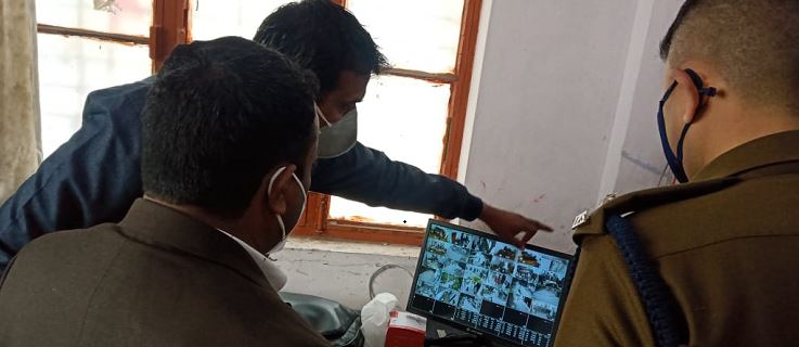 Photo of सी0सी0टी0वी0 कैमरे की निगरानी में होगा नामांकन