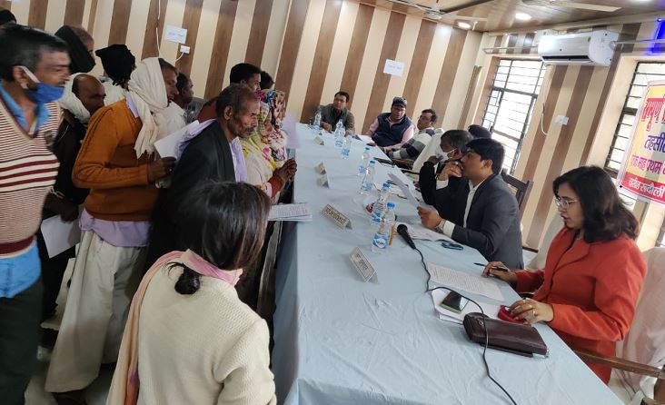 Photo of संपूर्ण समाधान दिवस में 68 शिकायतों में चार निस्तारित