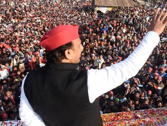 UP में अखिलेश ने रचा इतिहास UP में अखिलेश ने रचा इतिहास