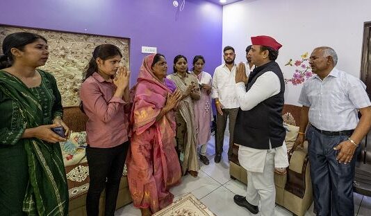 प्रदेश में कानून व्यवस्था का ढांचा बर्बाद-अखिलेश