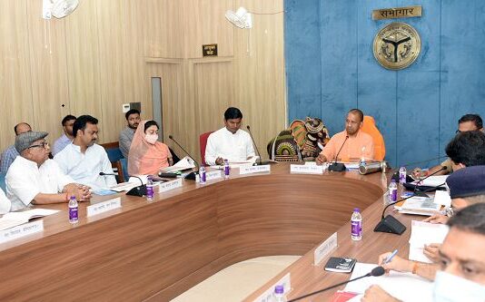 स्मार्ट सिटी की तरह स्मार्ट गांव बनें-मुख्यमंत्री