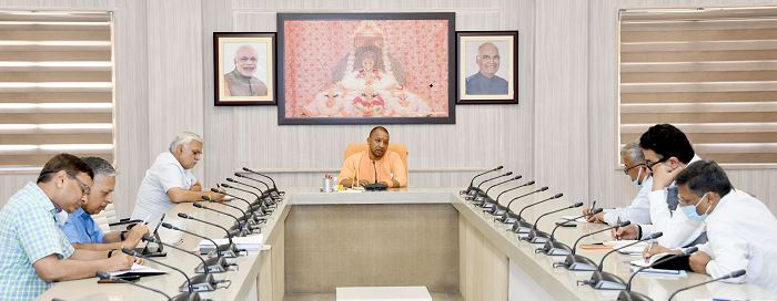 Photo of कोरोना संक्रमण से बचाव और उपचार की व्यवस्थाओं को सुदृढ़ बनाये रखें-योगी