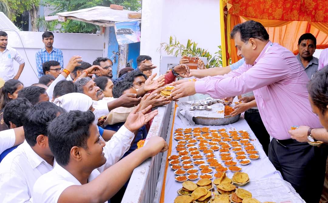 Photo of सूचना परिसर में बड़े मंगल पर सुंदरकांड एवं विशाल भंडारे का आयोजन