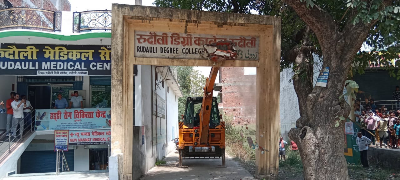 Photo of अतिक्रमण हटाओ अभियान से कारोबारियों में हड़कंप