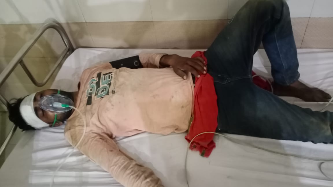 Photo of ई पहचान पत्र नहीं दिये जाने से  उपचार में दिक्कतें
