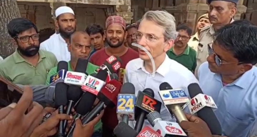 Photo of फ्रांस के राजूदत ने ऐतिहासिक इमारतों का किया अवलोकन