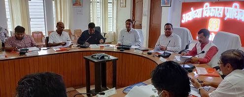 Photo of उद्योगबन्धु की समस्याओं का समय से निस्तारण करें-मण्डलायुक्त