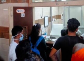 सरकारी अस्पतालों के OPD से डॉक्टर गायब