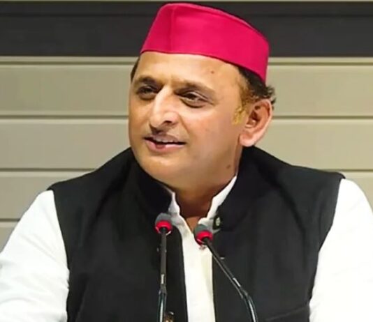 अराजक प्रदेश बना उत्तर प्रदेश-पूर्व मुख्यमंत्री