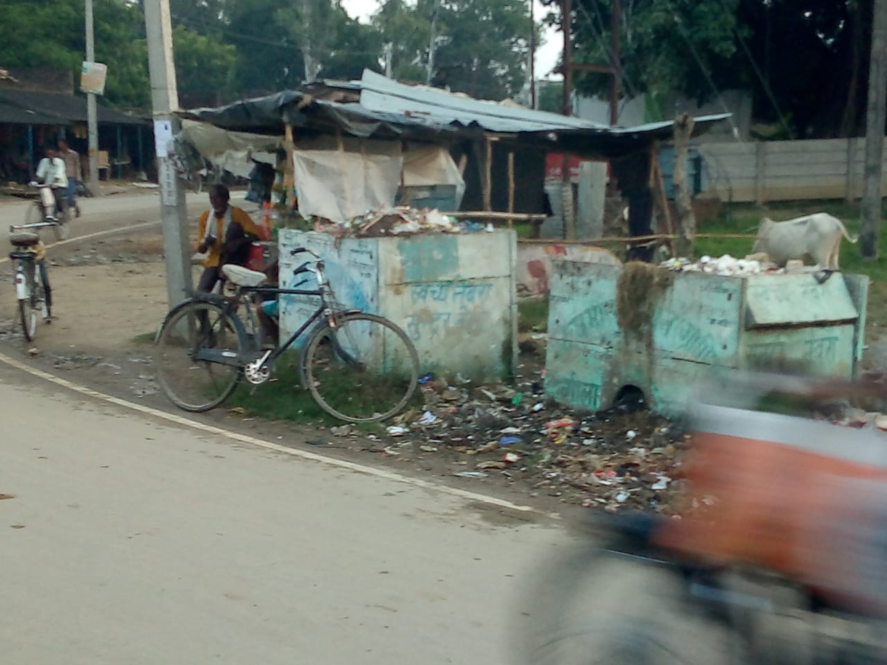 Photo of गांव में लगा गंदगी का अंबार,सफाई व्यवस्था पर लगा ग्रहण