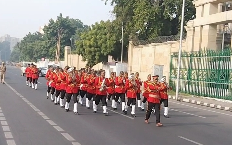 Photo of राष्ट्रीय एकता दिवस पर होमगार्ड्स जवानों ने निकाली मार्च पास्ट