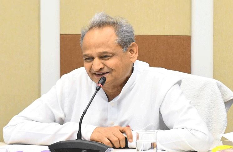 Photo of अशोक गहलोत के आगे कांग्रेस नतमस्तक Congress bows before Chief Minister Ashok Gehlot