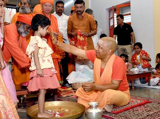 सनातन हिन्दू धर्म की परम्परा में मातृ शक्ति