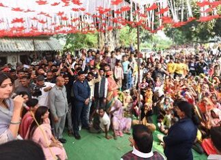 मैनपुरी का चुनाव नेताजी को सच्ची श्रद्धांजलि और सम्मान देनें का चुनाव