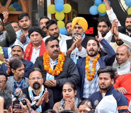 दिल्ली में आप की सरकार