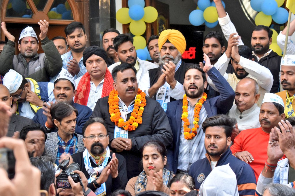 Photo of दिल्ली में आप की सरकार