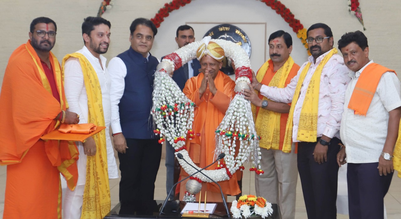 Photo of कर्नाटक और उत्तर प्रदेश का समृद्ध सांस्कृतिक और आध्यात्मिक संबंध-योगी