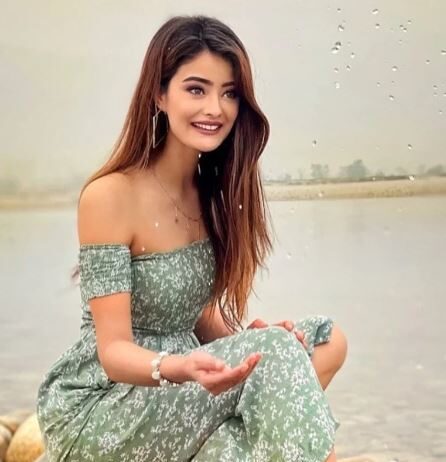 रातों रात नेपाली लड़की बनी सुपरस्टार