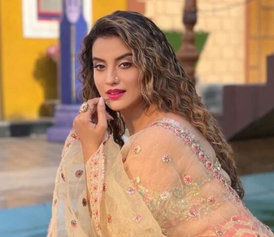 चलो रे डोली उठाओ कहार चलो रे डोली उठाओ कहार