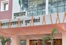 फटे पुराने कंबलों के सहारे रात काट रहे जेलों में कैदी! फटे पुराने कंबलों के सहारे रात काट रहे जेलों में कैदी!