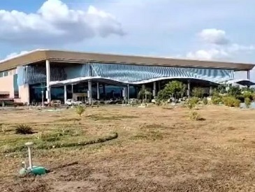 महाकुंभ से पहले एयरपोर्ट का होगा कायाकल्प
