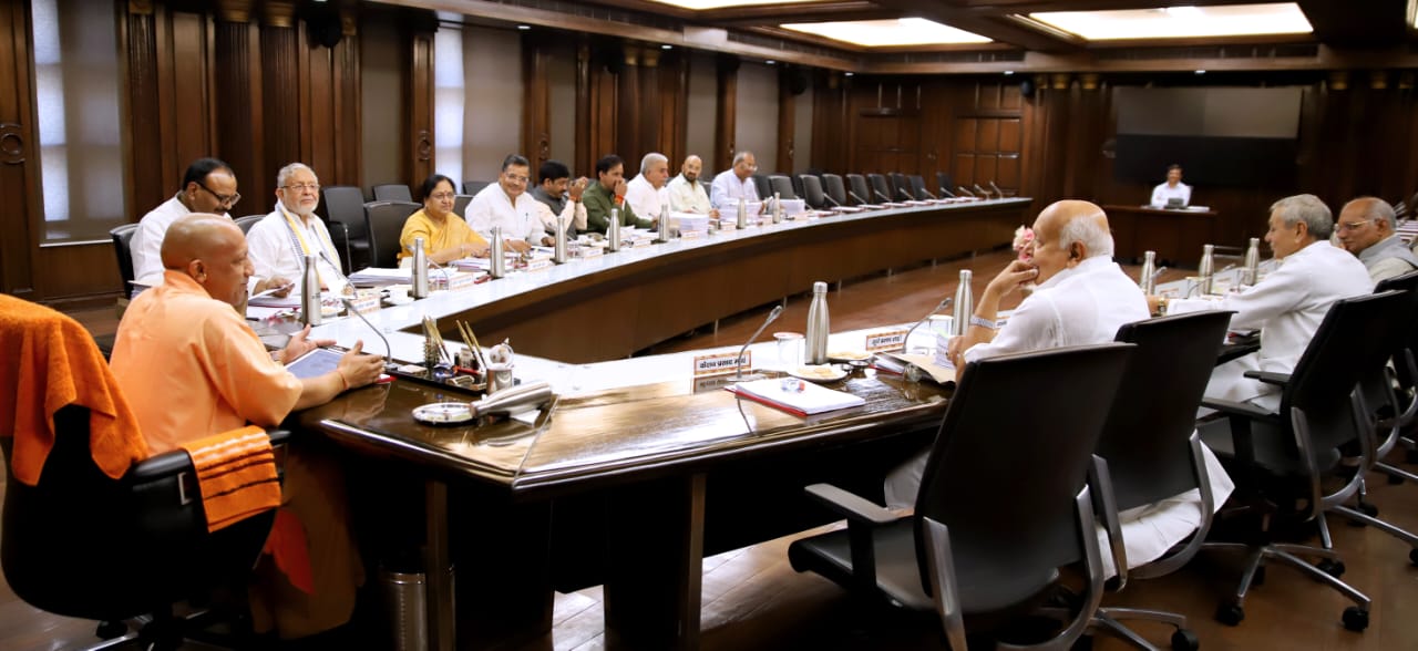 Photo of छोटे उद्यमियों को योगी का तोहफा