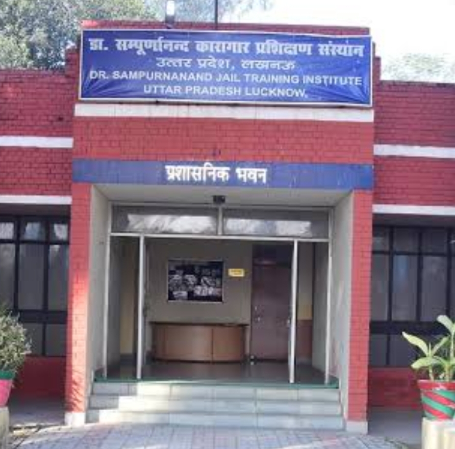 Photo of रिटायर होने से पहले बगैर टेंडर-वर्क आर्डर…!