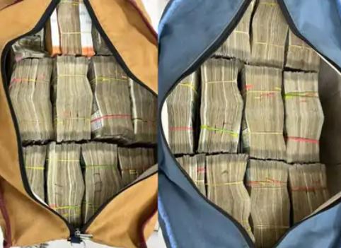 UP कारोबारियों पर IT रेड