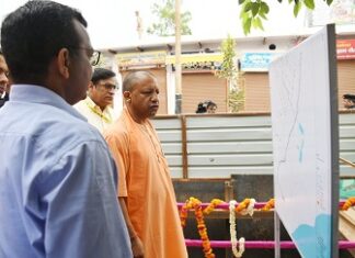 मुख्यमंत्री ने वृन्दावन में चल रहे विकास कार्यों का किया निरीक्षण मुख्यमंत्री ने वृन्दावन में चल रहे विकास कार्यों का किया निरीक्षण