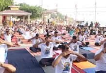 श्री काशी विश्वनाथ धाम में 1000 लोग एक साथ करेंगे योग श्री काशी विश्वनाथ धाम में 1000 लोग एक साथ करेंगे योग