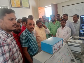 इंडियन रेड क्रॉस सोसाइटी ने बांटा तिरपाल इंडियन रेड क्रॉस सोसाइटी ने बांटा तिरपाल