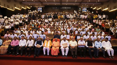 नौकरियों में भेदभाव करना पाप-योगी