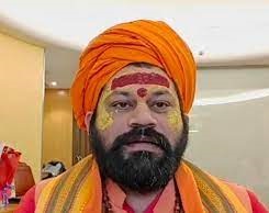 महंत राजूदास के बिगड़े बोल