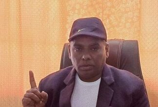 अवार्ड के भूखे देते हैं गुलदस्ता गैंग को बढ़ावा-मुहम्मद आफ़ाक़ अवार्ड के भूखे देते हैं गुलदस्ता गैंग को बढ़ावा-मुहम्मद आफ़ाक़