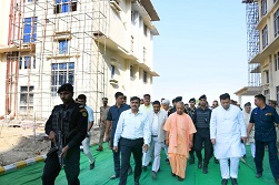 1.25 करोड़ परिवारों को मिलेगा पट्टे की जमीन का मालिकाना हक-योगी 1.25 करोड़ परिवारों को मिलेगा पट्टे की जमीन का मालिकाना हक-योगी