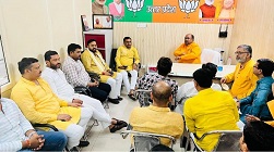 किसानों का 1361 करोड़ भुगतान कर योगी बने मिसाल