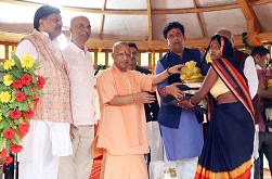 कुशीनगर में स्थापित होगा कृषि विश्वविद्यालय-मुख्यमंत्री