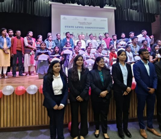 नुक्कड़ नाटक क्विज से जाना एड्स की गंभीरता