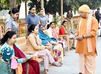 Solve people's problems without delay-Chief Minister बिना देरी जनता की समस्याओं का करें समाधान-मुख्यमंत्री