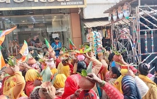 संघ ने निकाली अक्षत पूजित कलश यात्रा