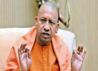 संवेदनशील परीक्षा केंद्रों की निगरानी करेगी एलआईयू आपदाओं से निपटने में टेक्नोलॉजी का करे प्रयोग - योगी