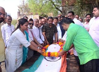 नहीं रहे वरिष्ठ अधिवक्ता अम्बिका प्रसाद यादव नहीं रहे वरिष्ठ अधिवक्ता अम्बिका प्रसाद यादव