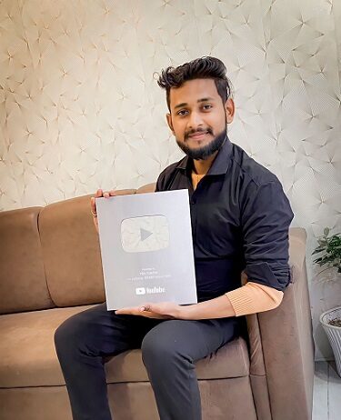 किसान का बेटा बना यूट्यूबर किसान का बेटा बना यूट्यूबर