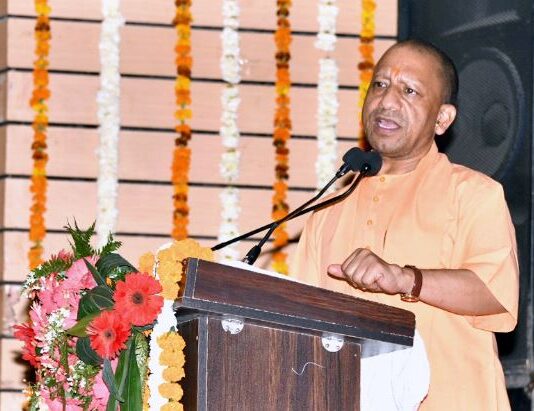 यूपी में योगी का धुआंधार प्रचार यूपी में योगी का धुआंधार प्रचार