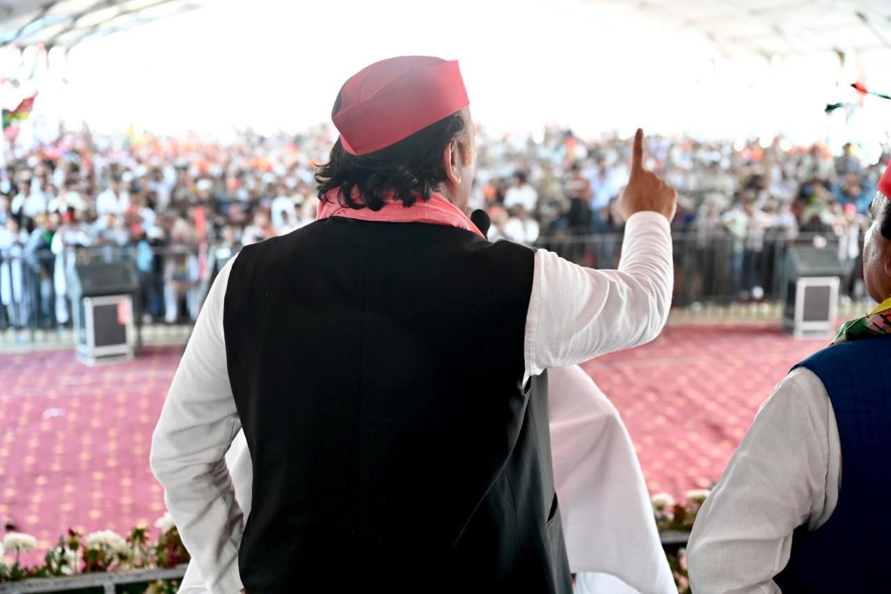Photo of भाजपा भ्रष्टाचारियों और अपराधियों की गोदाम-अखिलेश यादव