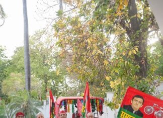 भाजपा सरकार संकट में किसान-अखिलेश यादव भाजपा सरकार संकट में किसान-अखिलेश यादव